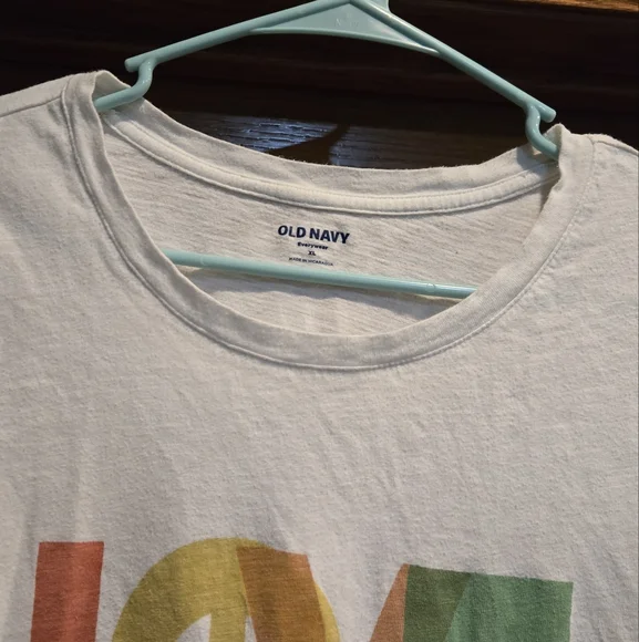 Old Navy, Women's size XL, Tee, Short Sleeve, Love All, Perfect Shape - Picture 4 of 7